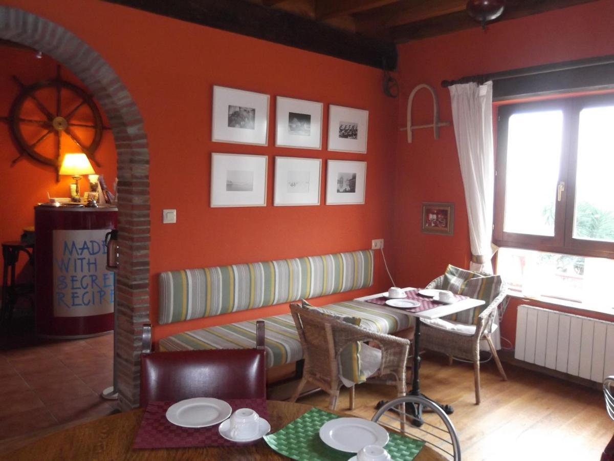 Posada Las Mananitas Cóbreces Buitenkant foto